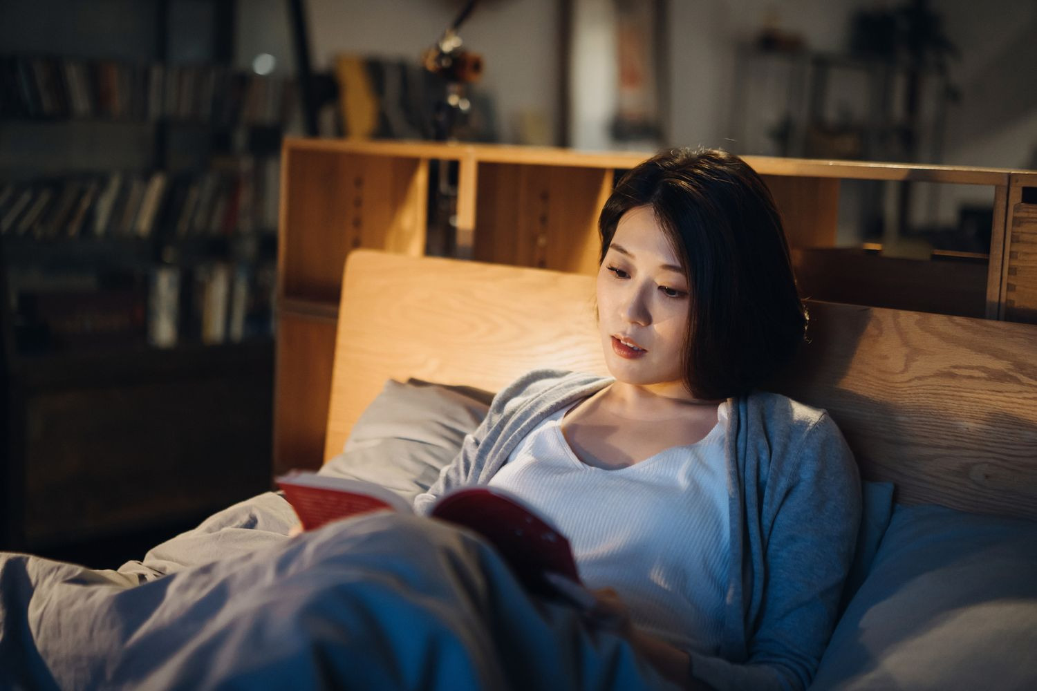 Илүү аз жаргалтай байхын тулд унтахын өмнө хийх 10 зүйл